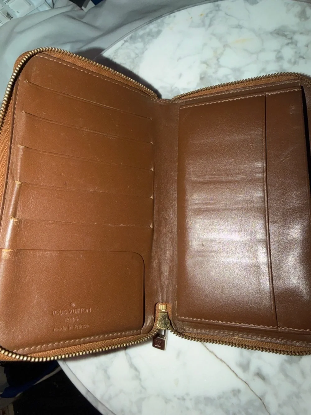 Louis Vuitton Vernis Embossed Monogram Zip Wallet in Metallic Cognac - Picture 5 of 8